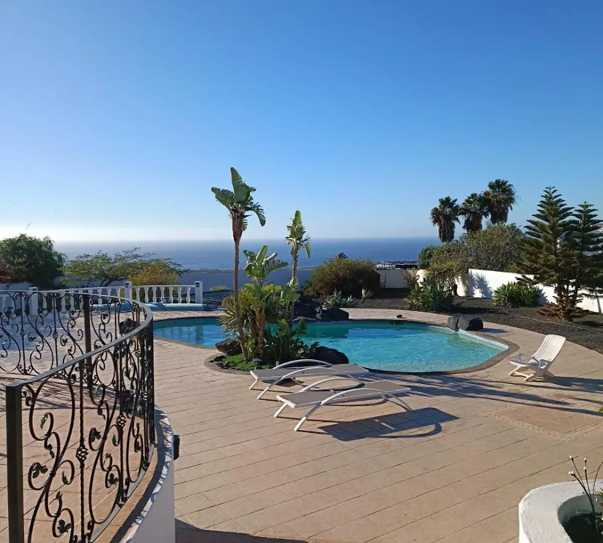 Wonderful Country Villa With Amazing Sea View Tias 0*,